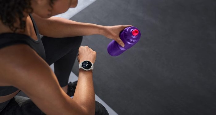 Garmin Venu 2S – smukły zegarek fitness GPS z bardzo ostrym ekranem dotykowym AMOLED 1,1", funkcje zdrowotne, ponad 25