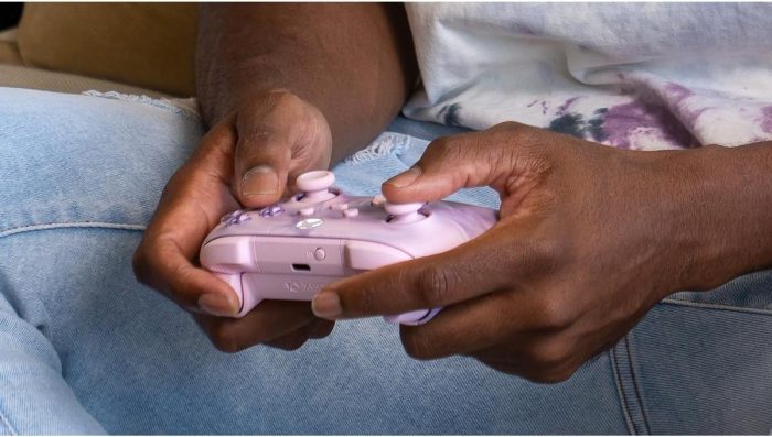 Xbox Kontroler Bezprzewodowy, Wersja Specjalna Nocturnal Vapor do Konsoli Xbox Series X|S, Xbox One i Urządzeń z Systemem