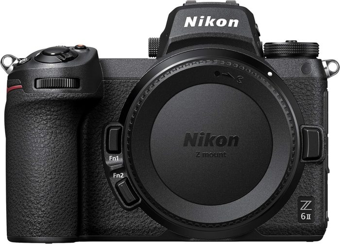 Nikon Aparat bezlusterkowy Z6 II Body (24,5 megapikseli, ultra szeroki ISO, 14 kl./s, AF z wykrywaniem oczu, podwójne gniazda na