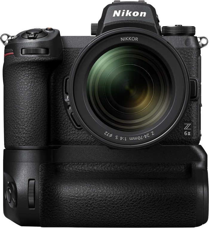 Nikon Aparat bezlusterkowy Z6 II Body (24,5 megapikseli, ultra szeroki ISO, 14 kl./s, AF z wykrywaniem oczu, podwójne gniazda na